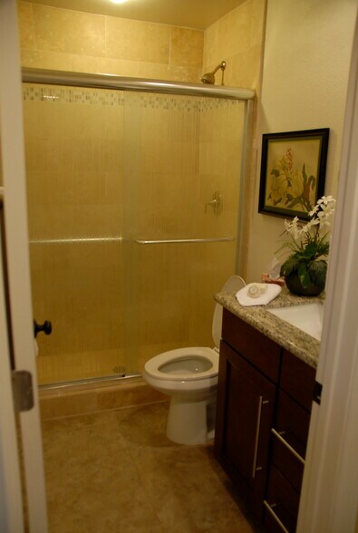 Building Photo - 47975 Joshua Ct