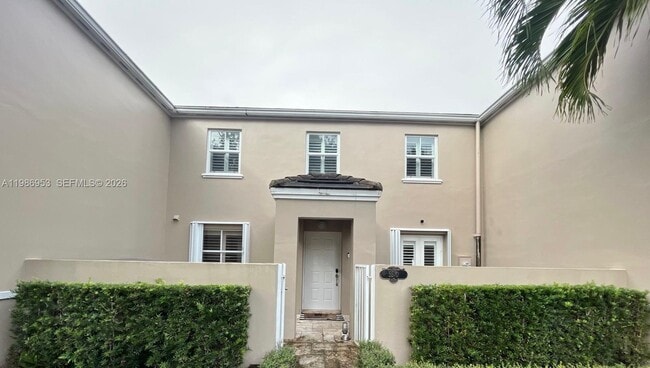 Building Photo - 5570 SW 70th Pl S