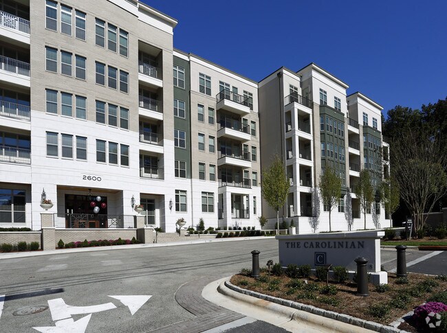 Building Photo - Camden Carolinian