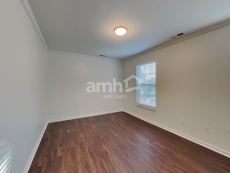 Building Photo - 118 Nahcotta Dr