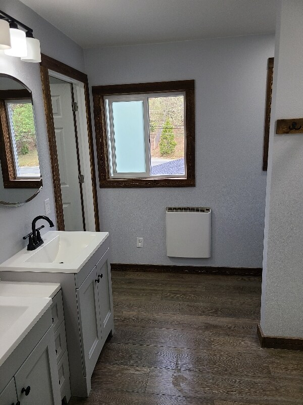 Building Photo - 1856 Canyonville-Riddle Rd