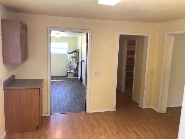 Building Photo - 1506 Ivory St