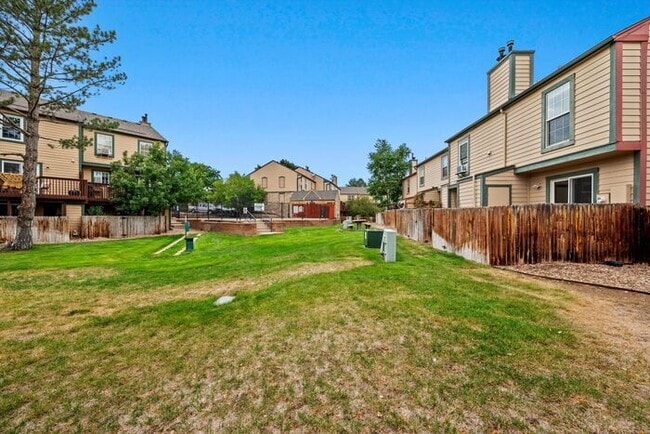 Building Photo - Beautiful 2-Bedroom Westminster Townhome with Private Patio