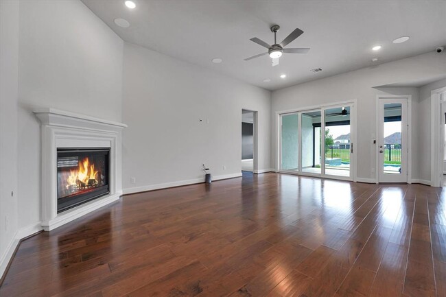 Building Photo - 6406 Prairie Landing Blvd