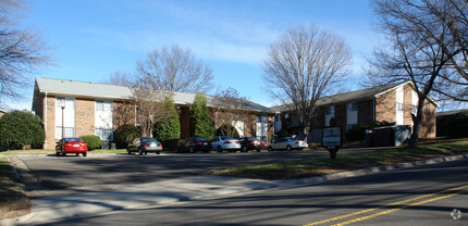 Building Photo - Trinity Properties - Campus Walk