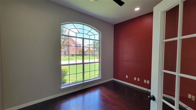 Building Photo - 9726 Windy Hollow Dr
