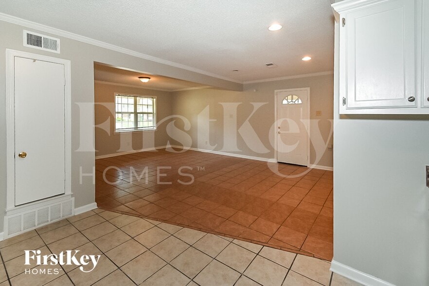 Building Photo - 5437 Haleville Rd