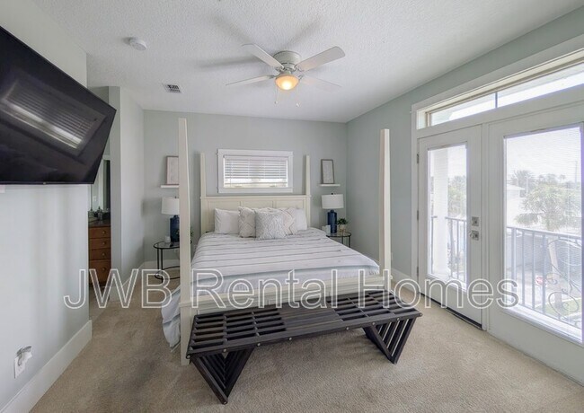 Building Photo - 361 Ahern St