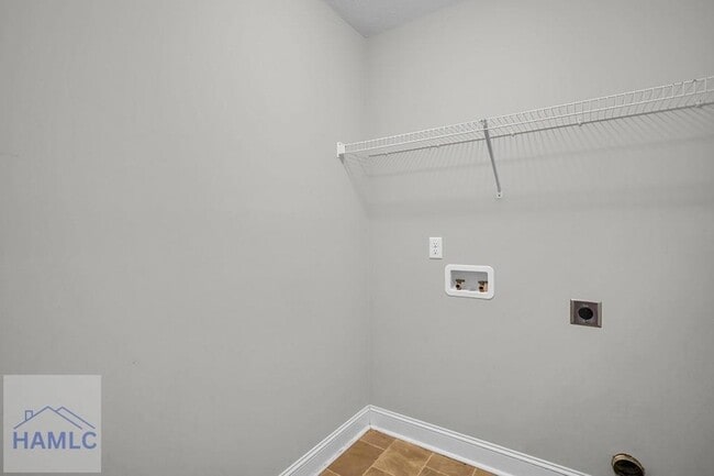 Building Photo - 721 Highgrove Ct