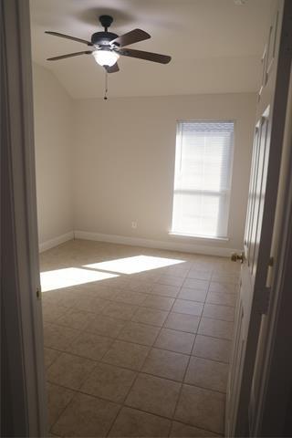 Building Photo - 4702 Mariner Dr