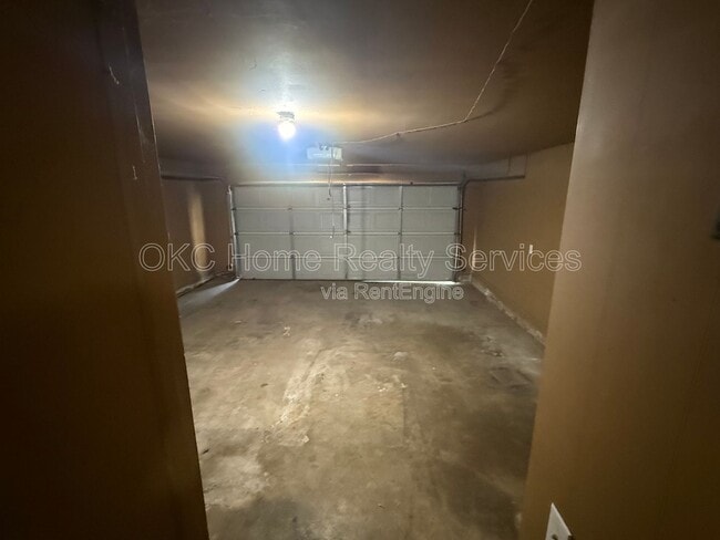 Building Photo - 118 SW 1st St