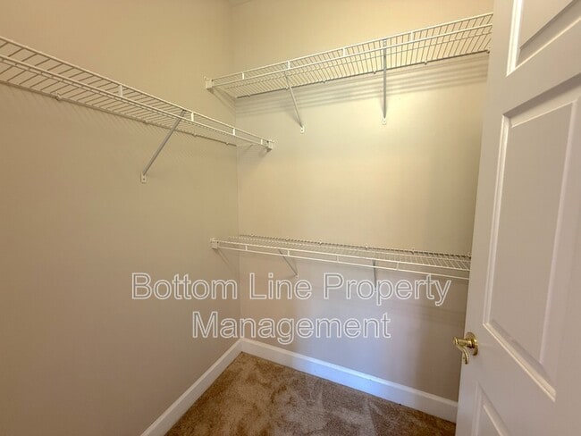 Building Photo - 8639 Coralbell Ln