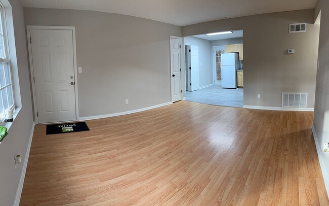 Building Photo - Lovely 2 Bed/1Bath Condo for Lease in Doraville