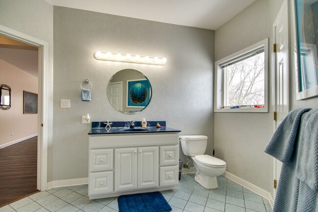 Building Photo - 30W777 Shoe Factory Rd