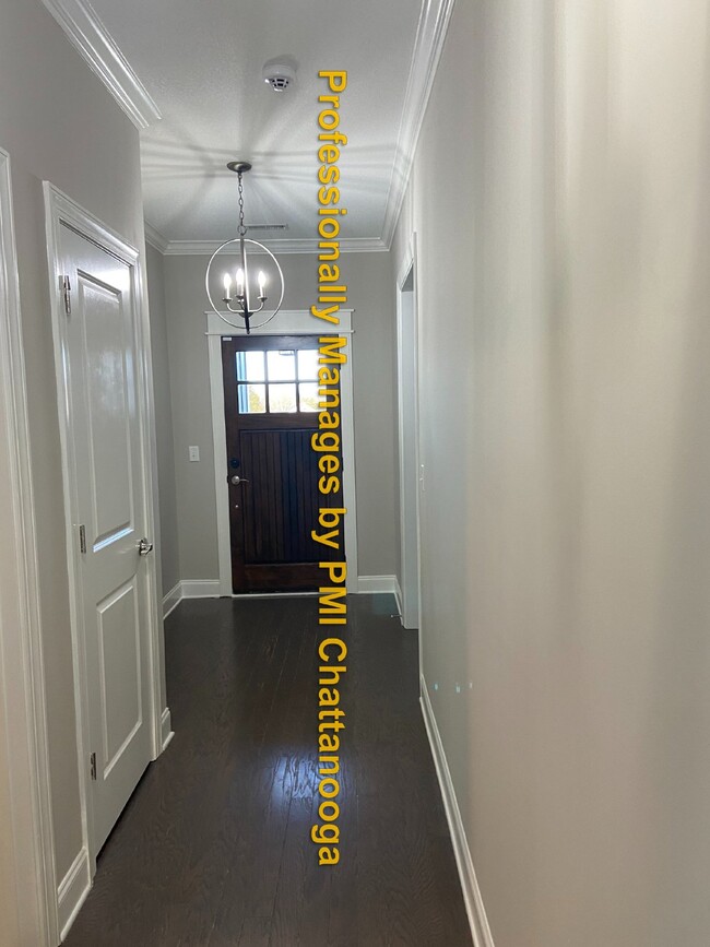 Building Photo - Gorgeous Home in Ooltewah