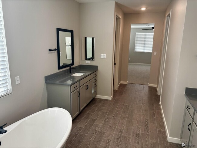 Building Photo - 7615 E 36th Pl