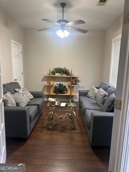 Building Photo - 3352 Chastain Gardens Dr NW