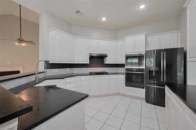 Building Photo - 6503 Taimer Ct