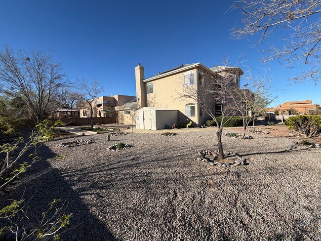 Building Photo - 2 Bedroom Home Available on Cul-De-Sac with Bosque Trail Access in Rivers Edge Rio Rancho!