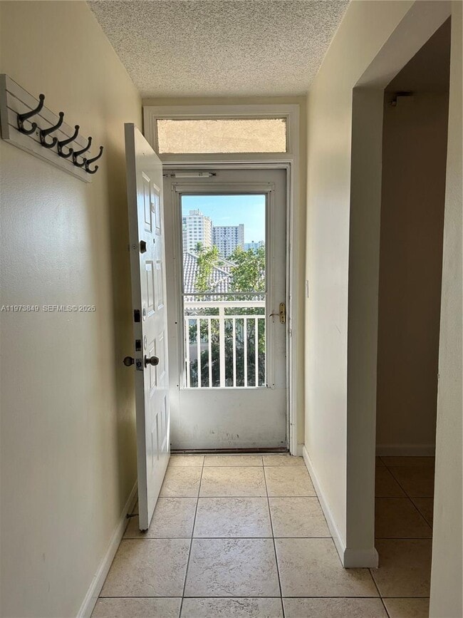 Building Photo - 1541 S Ocean Blvd