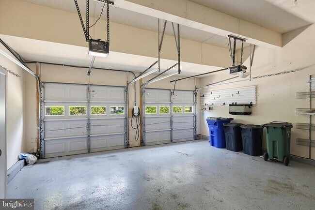 Building Photo - 6505 Autumn Wind Cir