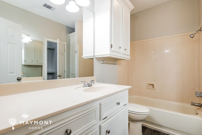 Building Photo - 154 Willow Oak Ln