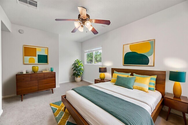 Building Photo - 26215 Salt Creek Ln