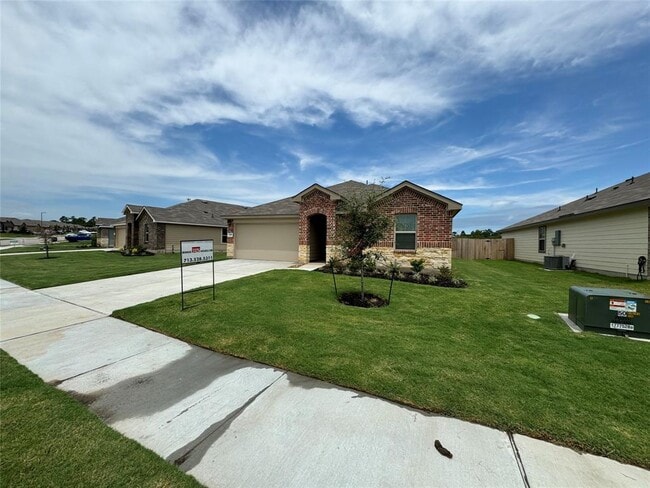 Building Photo - 209 Blanco Dr