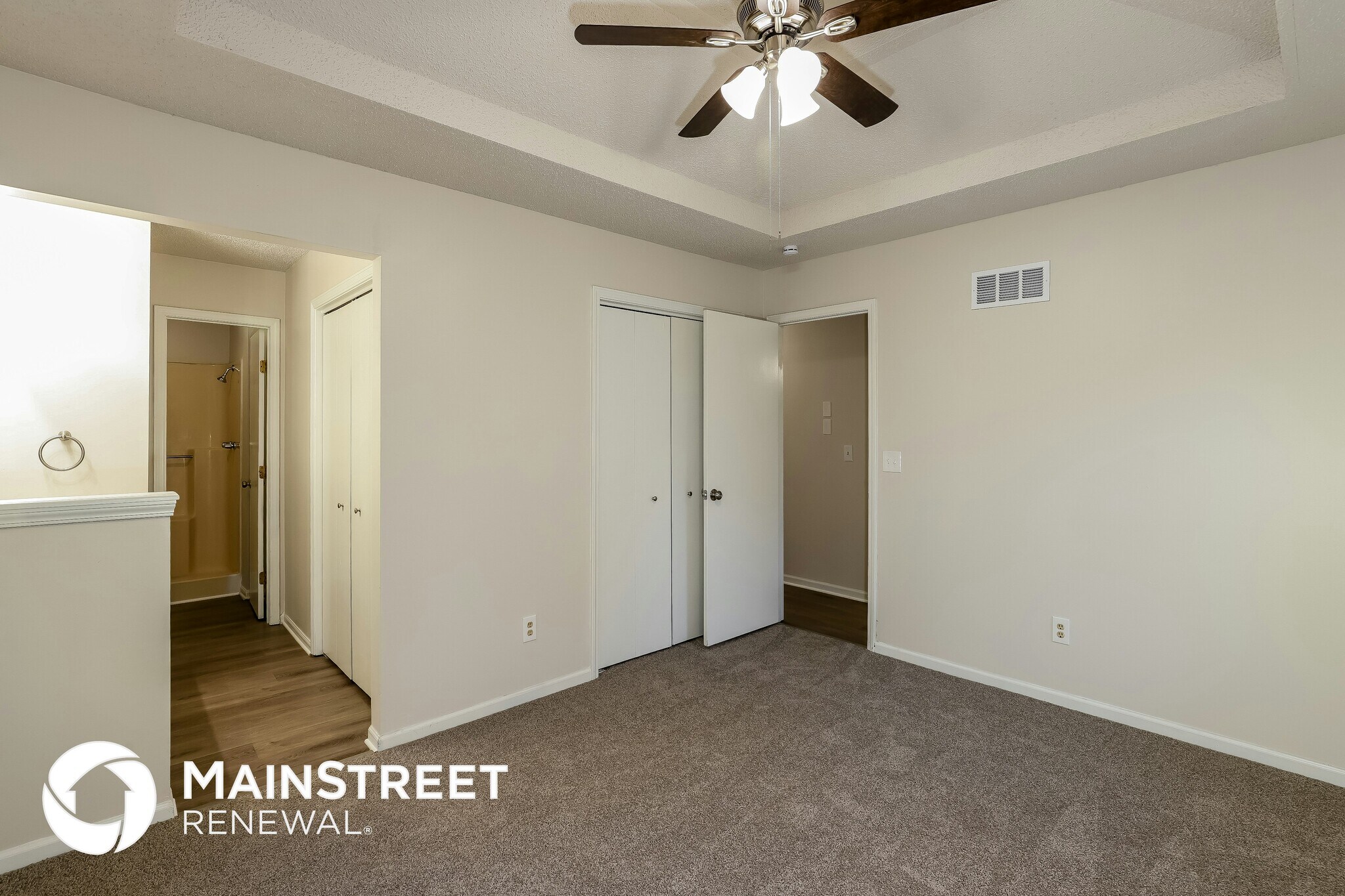 Building Photo - 1606 NE 112th Terr