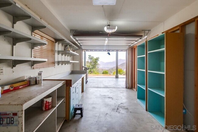 Building Photo - 145 La Cresta Heights Rd