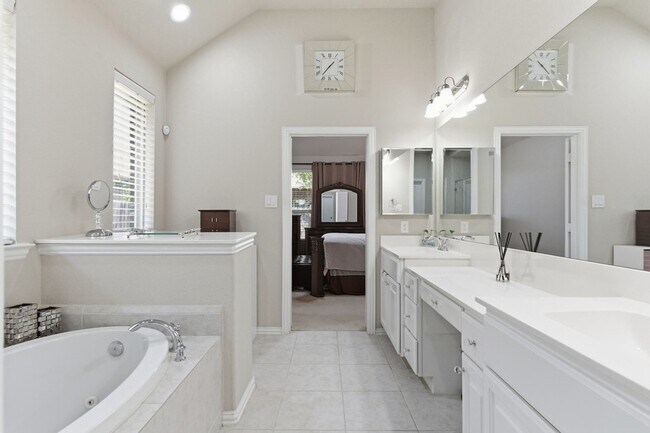 Building Photo - 17014 Wellinghoff Ct