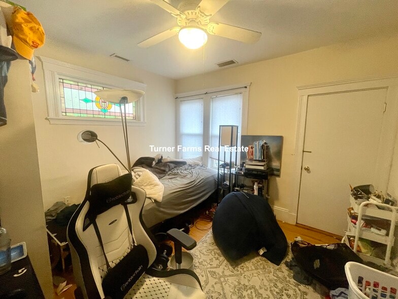 Building Photo - 207 Boston Ave