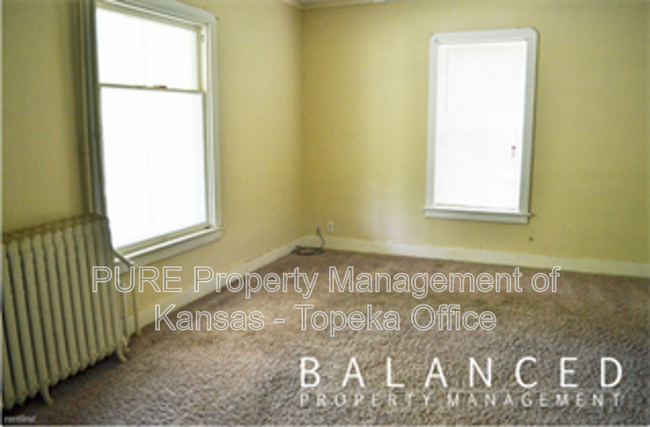 Building Photo - 1617 SW Mulvane St