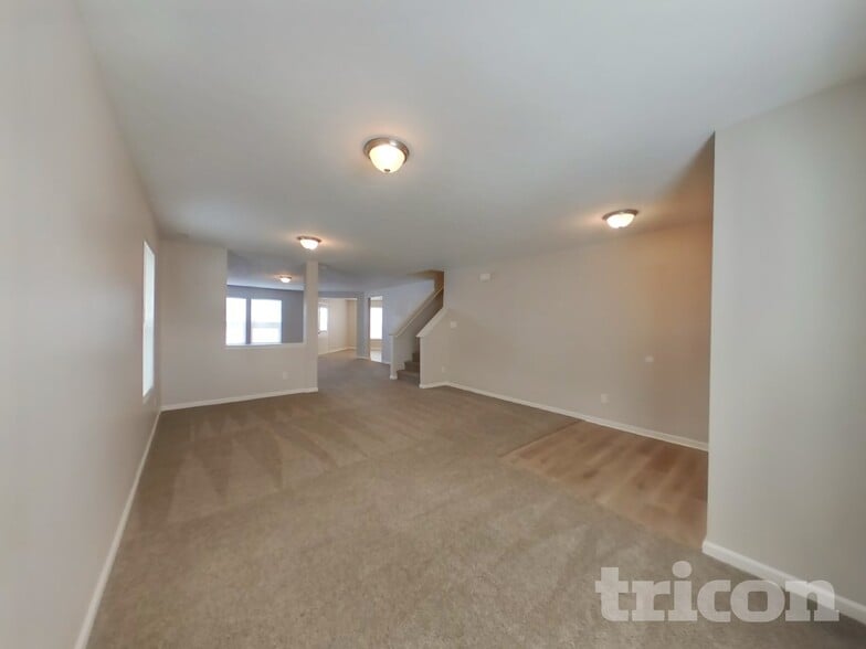 Building Photo - 926 Olmsted Ct