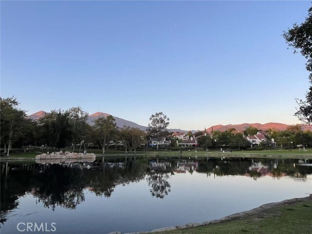 Building Photo - 63 Brisa Del Lago