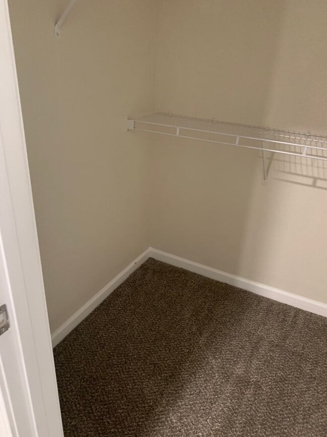 Building Photo - Enjoy this beautifully updated 3 Bed/2.5 Bath Townhome  **Military Discount Available**50% OFF 1s...