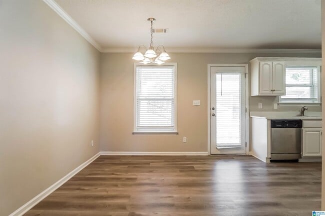 Building Photo - 15554 Brookstone Dr