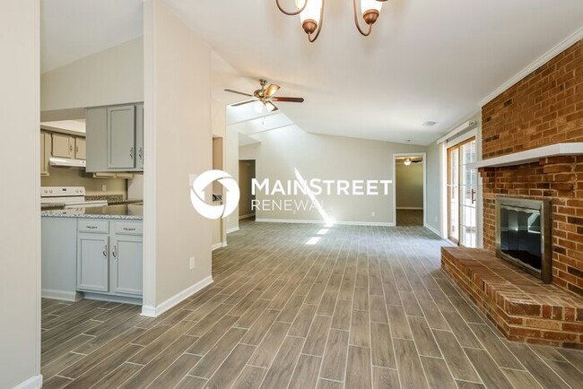 Building Photo - 8116 Ivy Falls Ct
