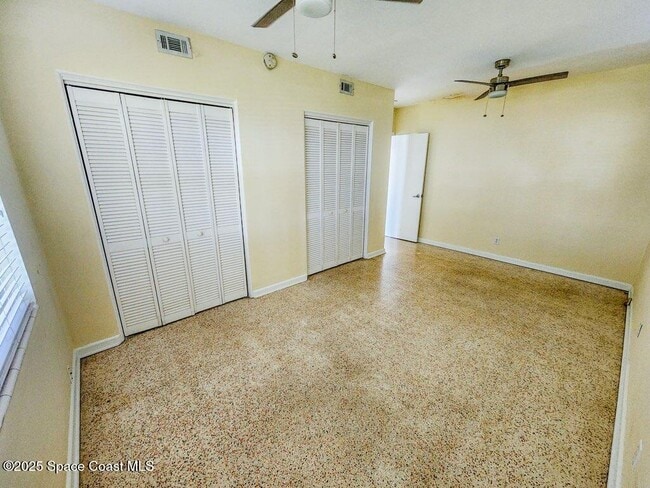 Building Photo - 1181 Sunny Point Dr