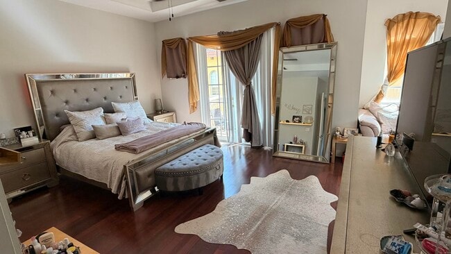 Building Photo - 210 NE 69th Cir