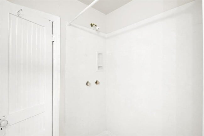 Building Photo - 4010 Speedway