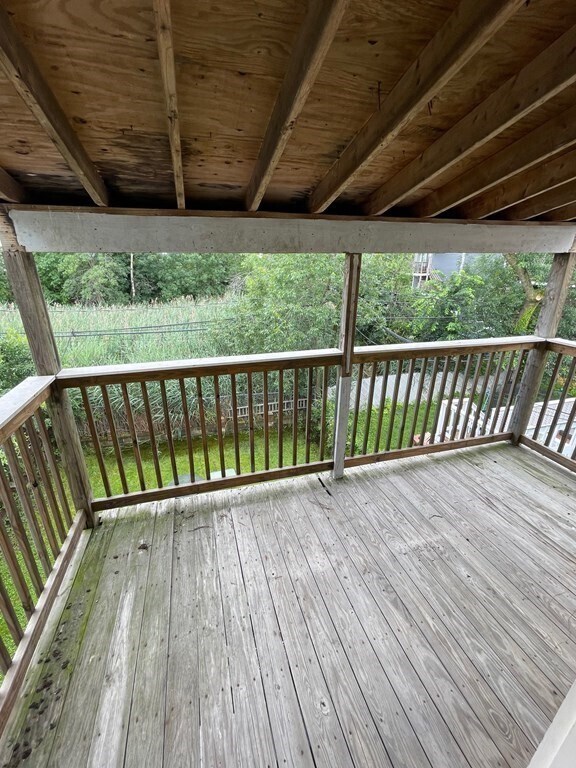 Building Photo - 723 Bennington St