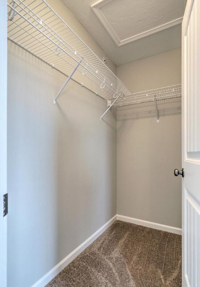 Building Photo - Dallastown Schools! Beautiful 3 Bedroom, 2.3 Bath Townhome!