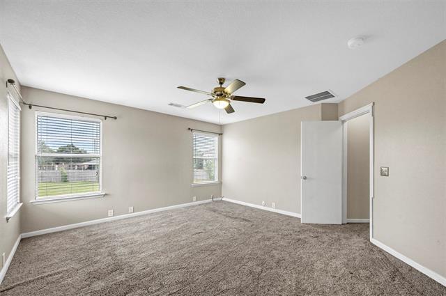 Building Photo - 2504 Deer Run Ct