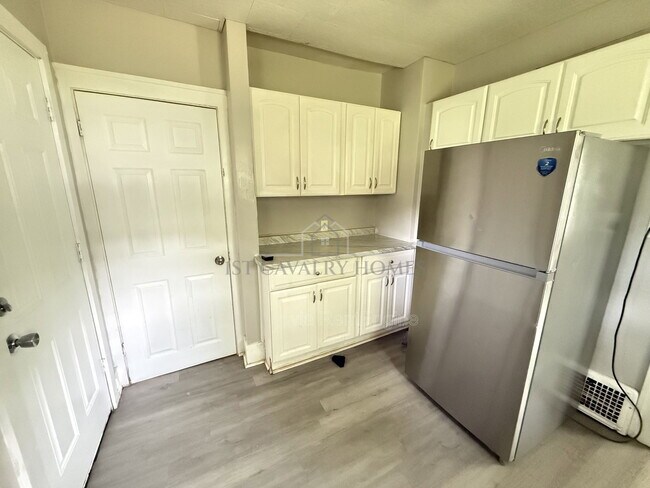 Building Photo - 283 Sobul Ave