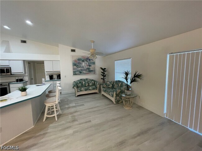 Building Photo - 12196 Matlacha Blvd