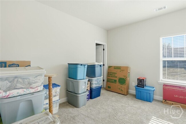 Building Photo - 141 Hayden Pl