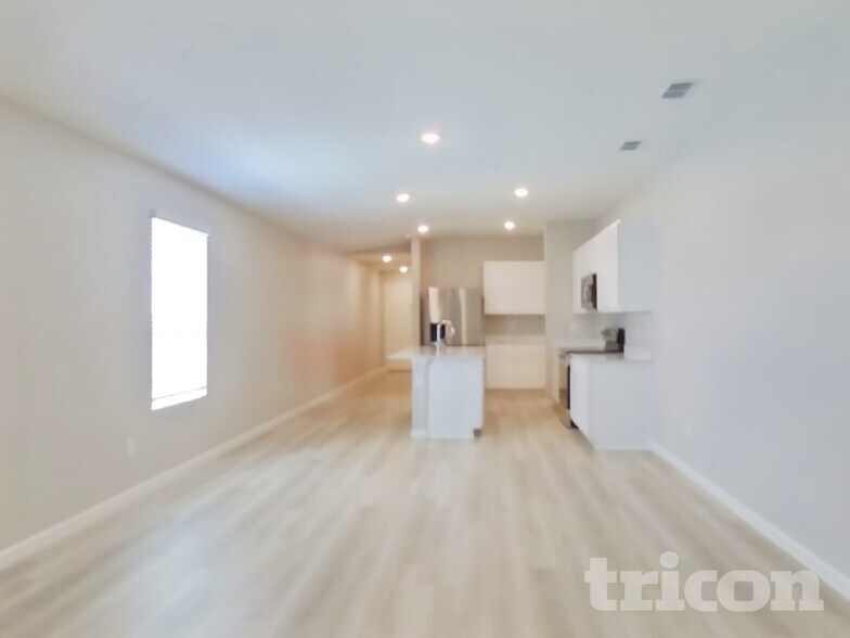 Building Photo - 2909 Grand Finale St