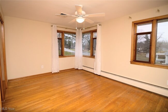 Building Photo - 134 Carroll Dr