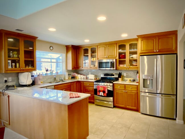 Building Photo - 3858 Northpark Pl